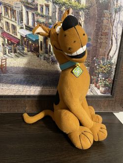 BIG SCOOBY DOO STUFFED ANIMAL
