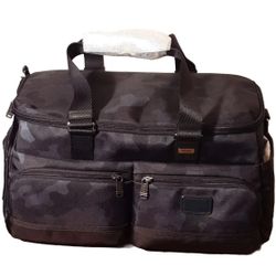 NWT Tumi McMillin Gym Duffle Carry-on Bag In Navy Camo