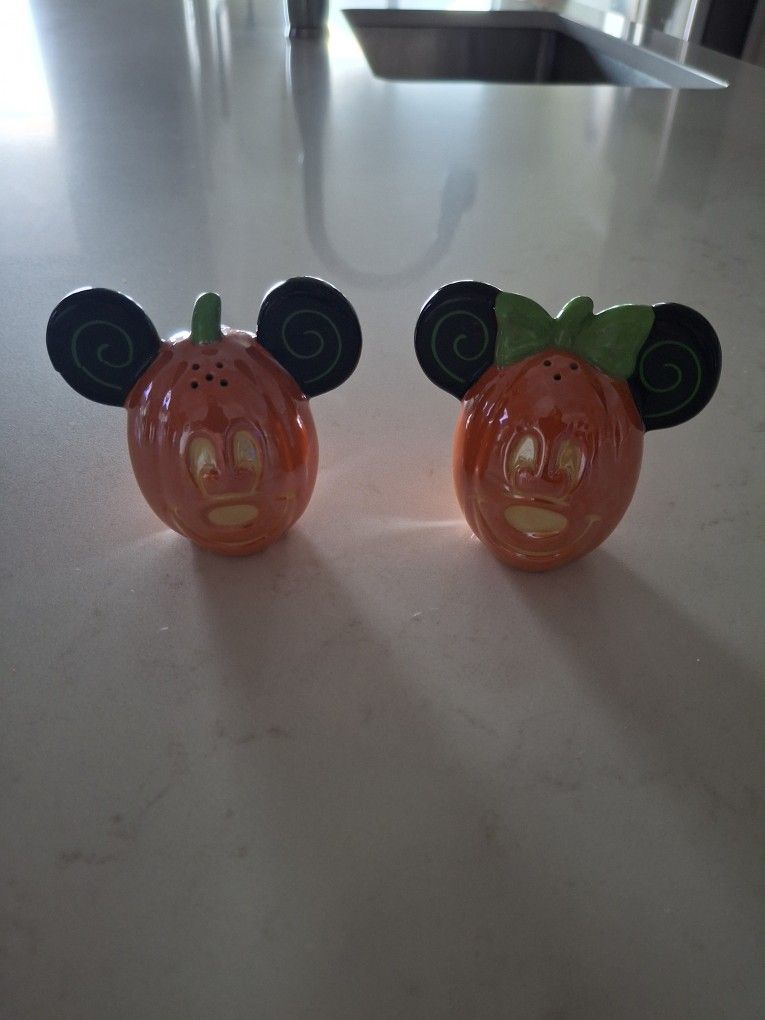 Halloween Salt & Pepper Shakers
