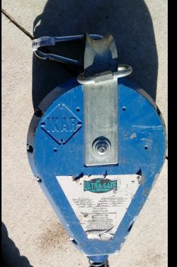 Ultrasafe retractable landyard.