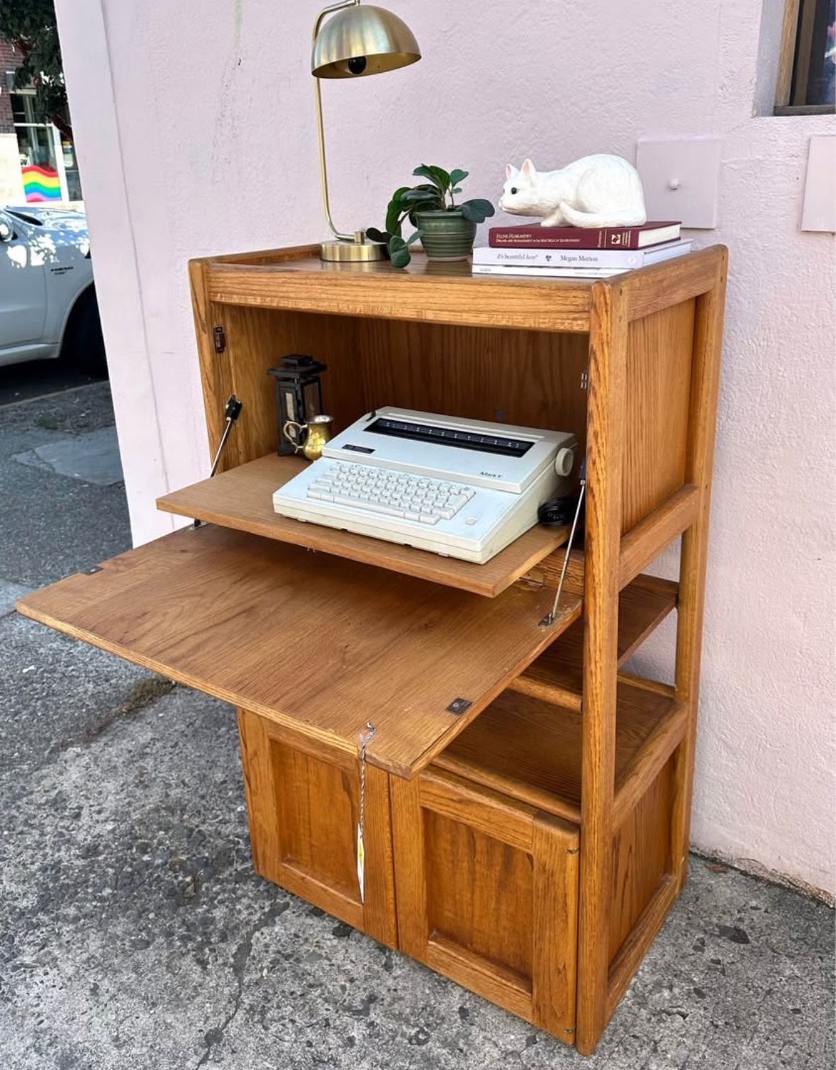 Final Sale - Wood Cabinet Media Unit With Pull Out Shelf / BWAU1Z
