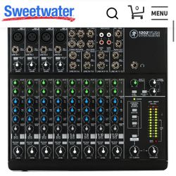 Mackie music Mixer w/DW Stand