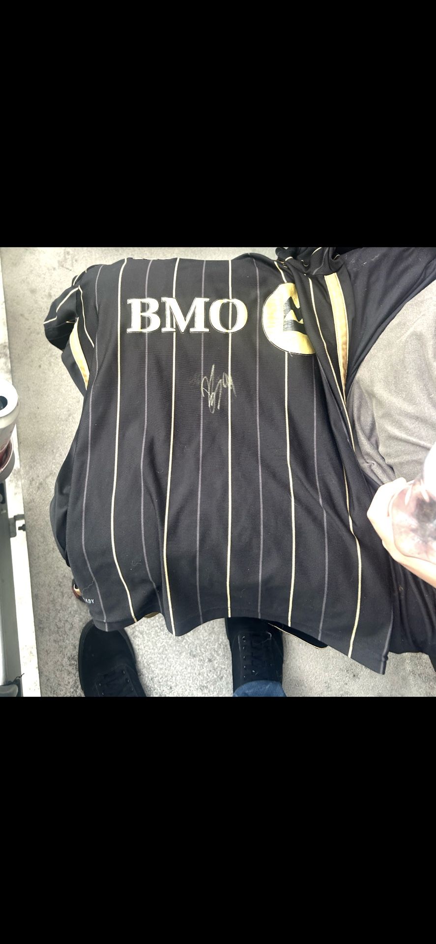LAFC Jersey Signed By Denis Bouanga (video proof)