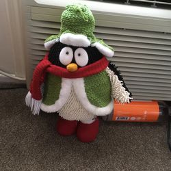 Penguin Christmas Decor