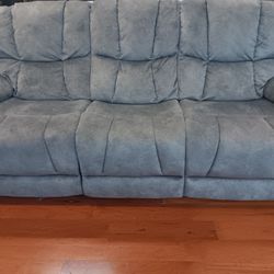 *Living Room Special!!!*---Classic Barcelona Gray Fabric Reclining 3 Piece Sets---Delivery And Financing Available✌️