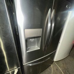 Fren ch Door Fridges Refr ige rator Frid ge Frigi daire All features
