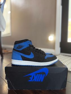 8.9/10 Jordan 1 royal reimagined size 9