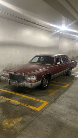 1990 Cadillac Brougham (salvaged title)