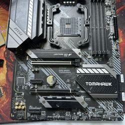msi mag b550 Tomahawk motherboard 
