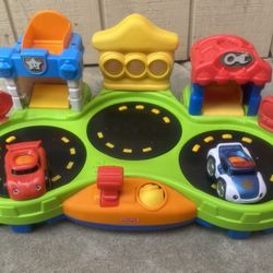 Fisher-price Race &Town