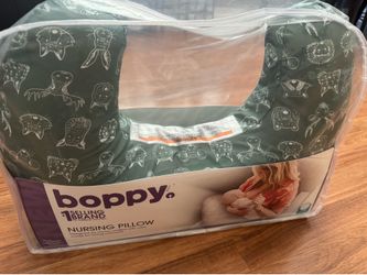 Bobby Nursing pillow