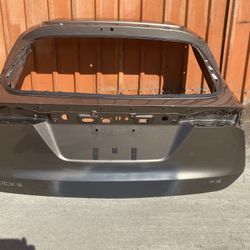 2025-2026 Nissan  Kicks Tailgate Liftgate Back Door Shell  OEM 