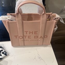 Marc Jacobs Tote Bag Never 