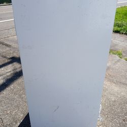 Frigidaire Freezer - Can Deliver