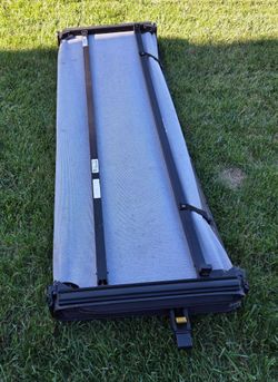 Tonneau cover for truck