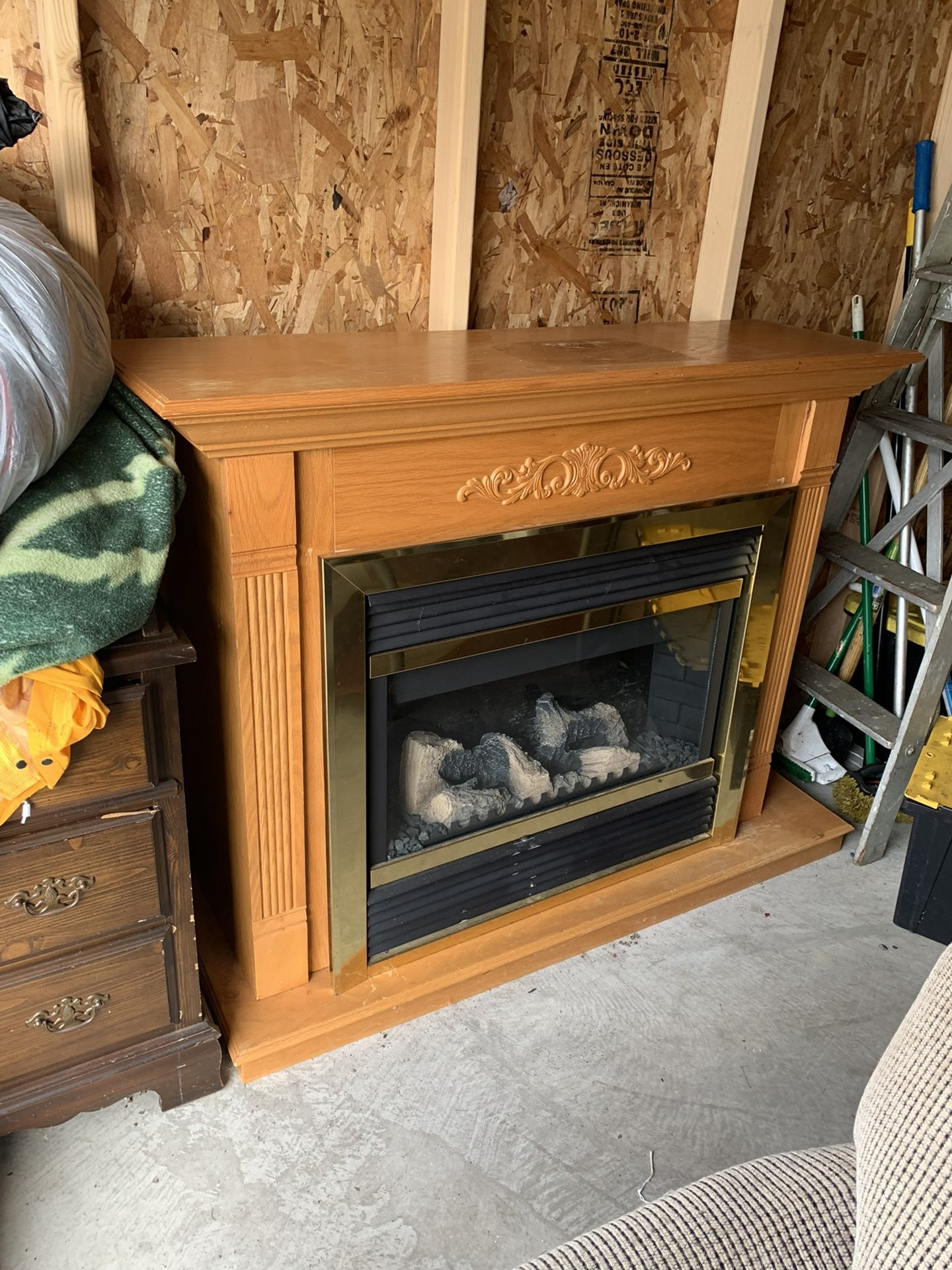 Solid Oak Electric Fireplace for Sale in Blasdell, NY - OfferUp