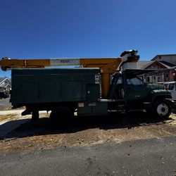 1991 GMC Topkick Bucket Truck With Arborist Package