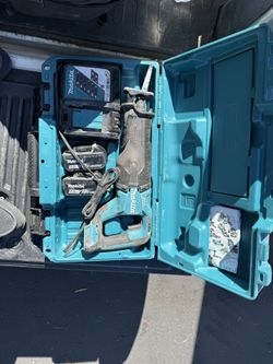Saw Saw Makita