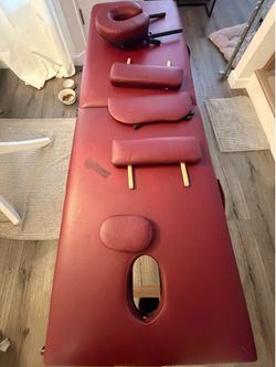 Massage bed