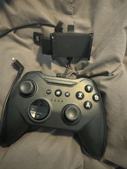 Rotor Riot Mobile Highly Compatible Gaming Device Controller With Holder