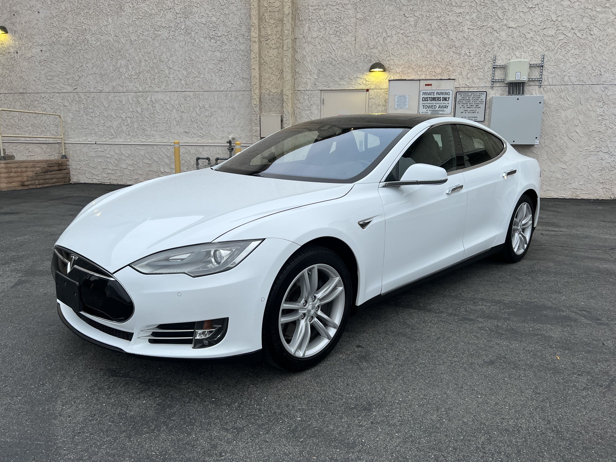 2015 Tesla Model S