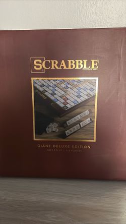 Scrabble giant Deluxe Edition