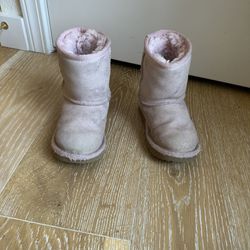 UGG girls size 9 pink with silver sparkle 