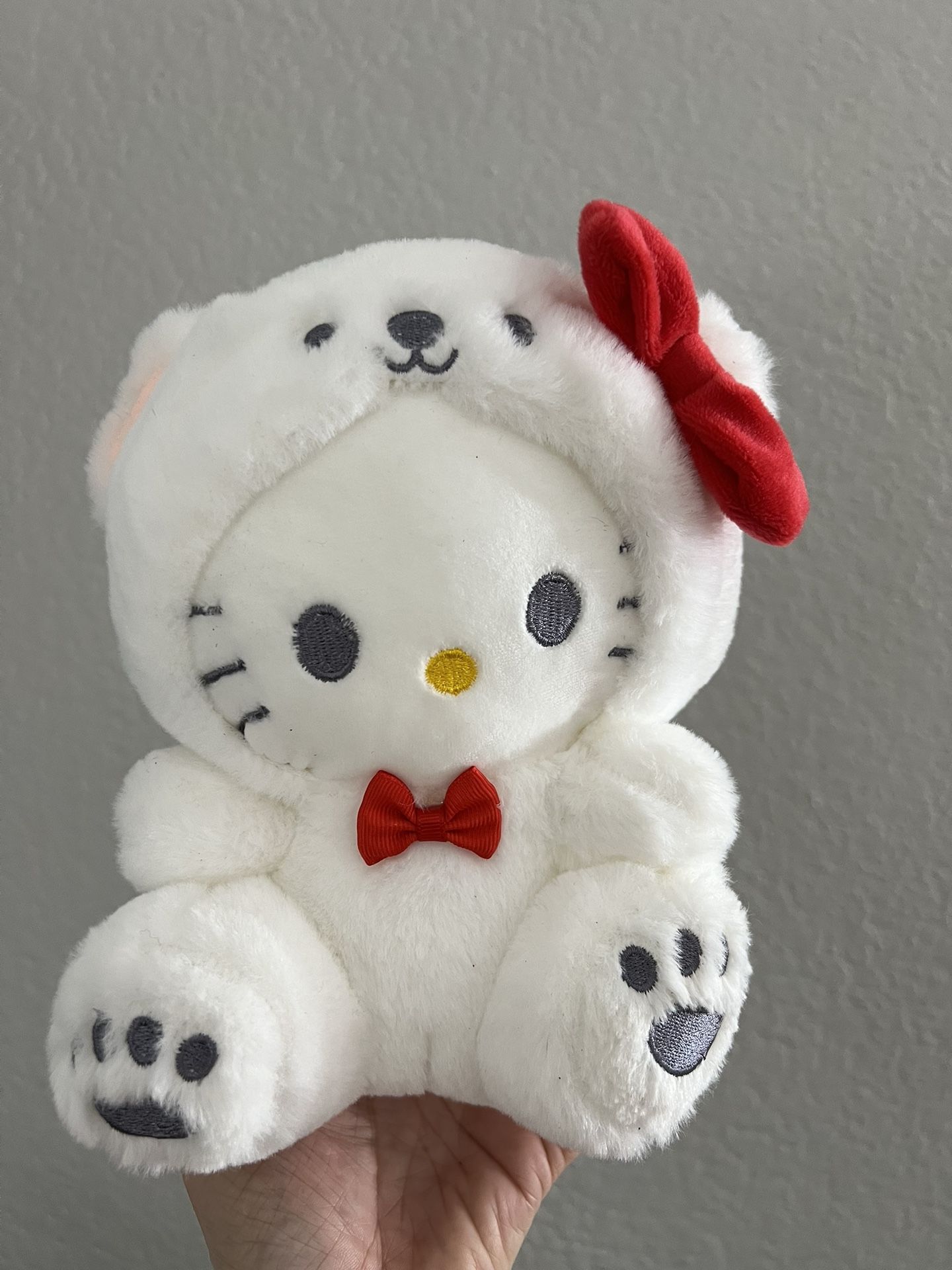 Hello Kitty Plushie