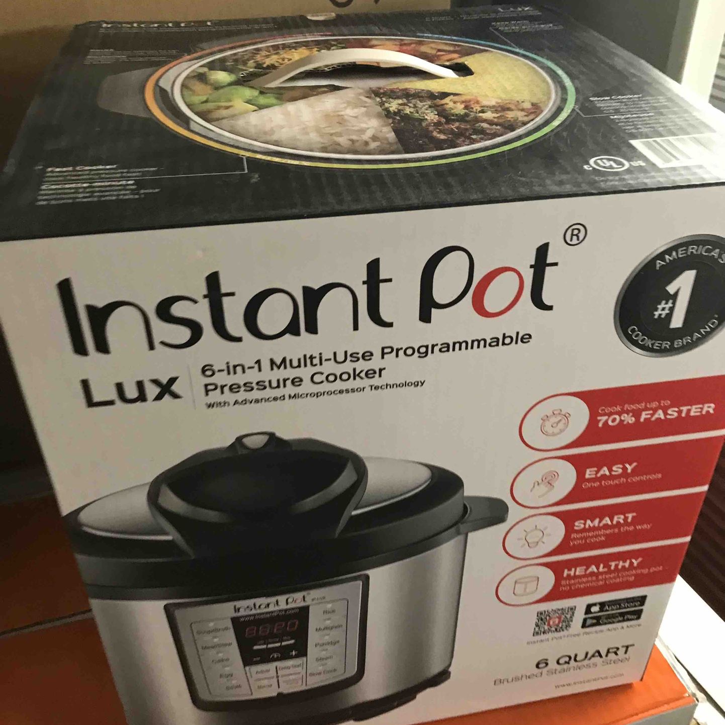 Instant Pot Stainless Steel Lux 5 Quart Multi-Use Programmable Pressure  Cooker 