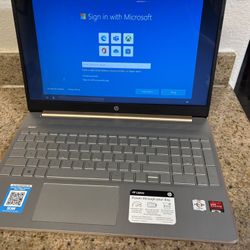 HP Laptop 15-ef1073wm Windows 10 Works great 8GB