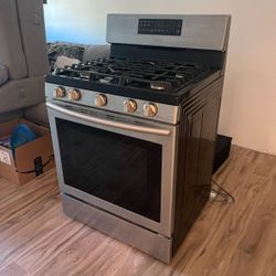 Samsung Gas Stove, Dishwasher, Frig 