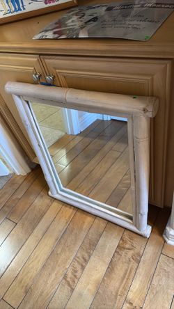 Bamboo mirror