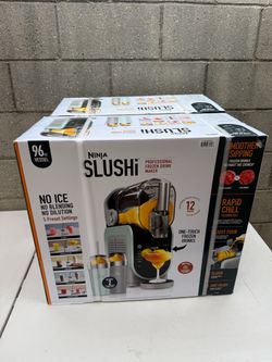 Ninja slushi professional frozen drink maker