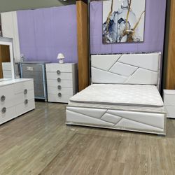 Bedroom Set(5 Pieces) 