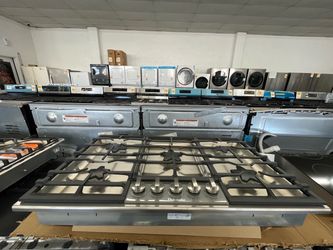 New THERMADOR  36” Gas Cooktop in Stainless Steel