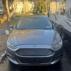 2013 Ford Fusion 2.5L 175HP 125452 miles