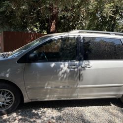 2010 Toyota Sienna