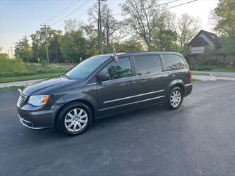 2016 Chrysler Town & Country