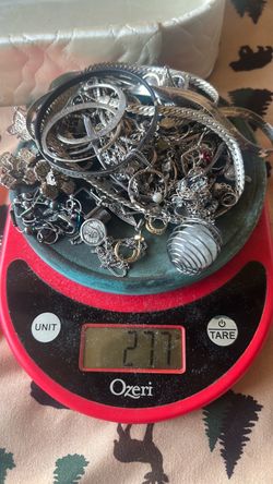 277 g of sterling silver jewelry