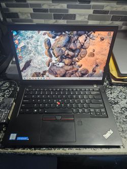 LENOVO 14" TOUCH Screen LAPTOP i5-7300, 8GB Ram,256ssd HD,Windows 11