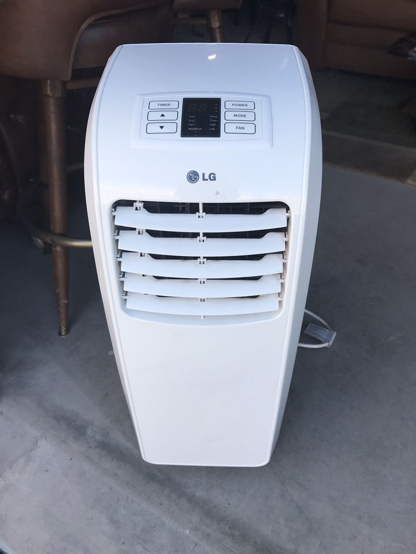 Portable Air Conditioner on wheels - 8000 btu