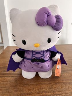 Hello Kitty, greeter