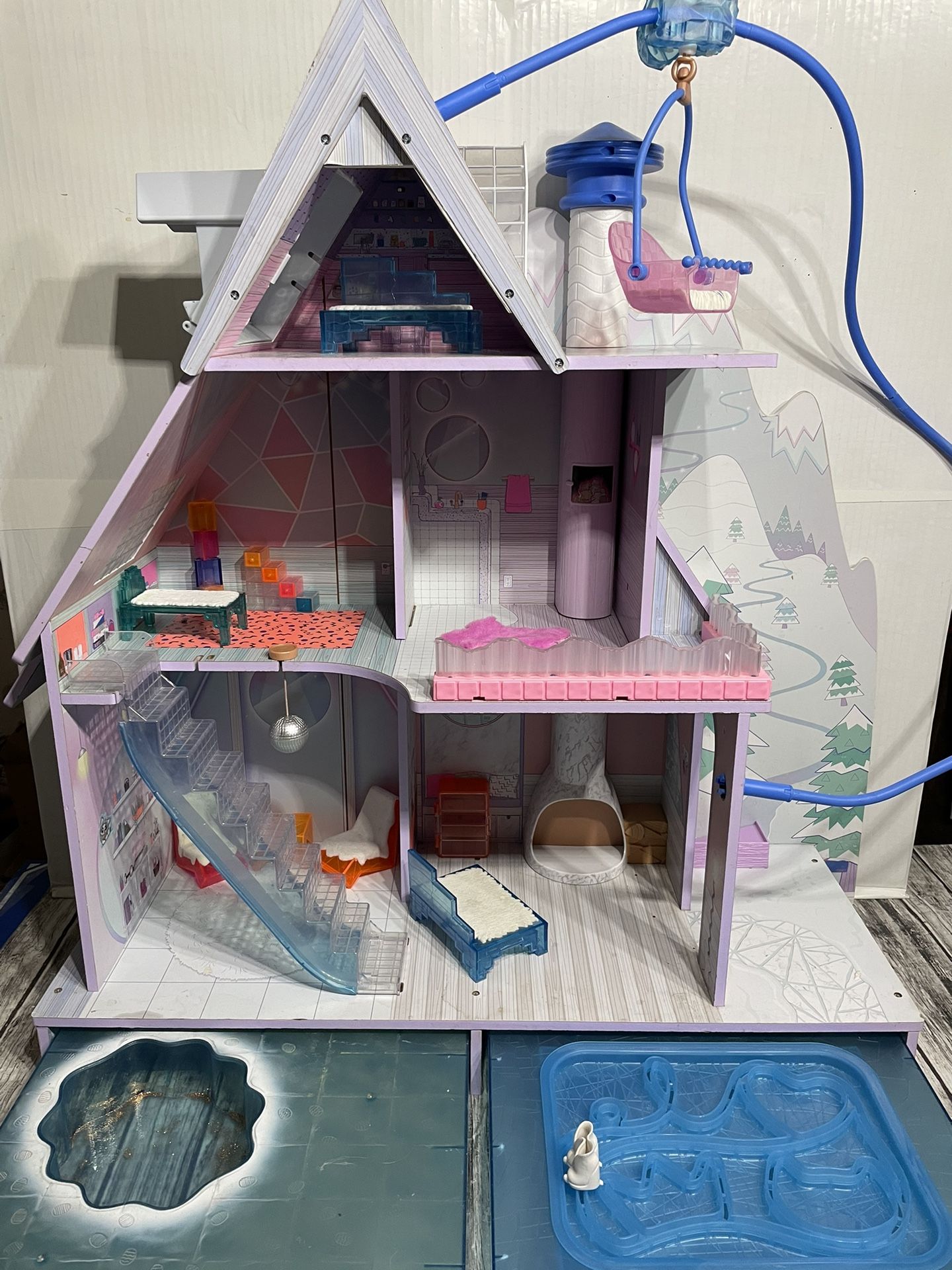 MGA LOL Winter Disco Chalet Doll House not perfect, but overall good condition w 12+ original pieces of furniture/accessories. Ski lift missing clips,