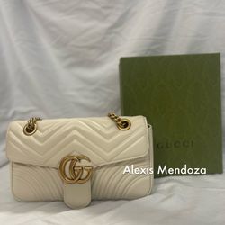 Gucci Marmont Medium Shoulder Bag (white)