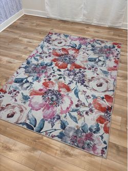 5x7’ floral area rug