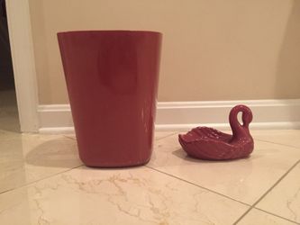 Waste basket and swan soap dish