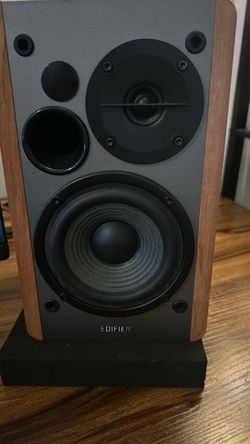Edifier wired Active studio monitors