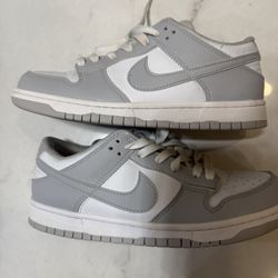 Nike Dunk Low” Pure Platinum Wolf Grey” Men Size 7