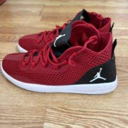 Jordan Reveal  Size 12