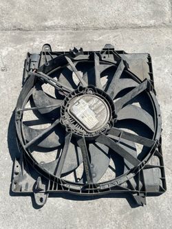 2020 Jeep Wrangler Radiator Cooling Fan Assembly